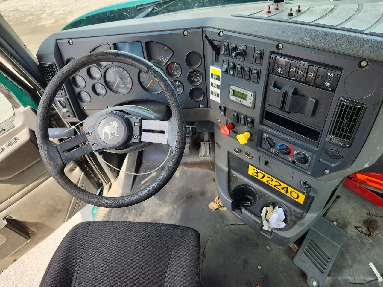 2018 MACK CXU612 SEMI TRUCK — Фото 8 из 13
