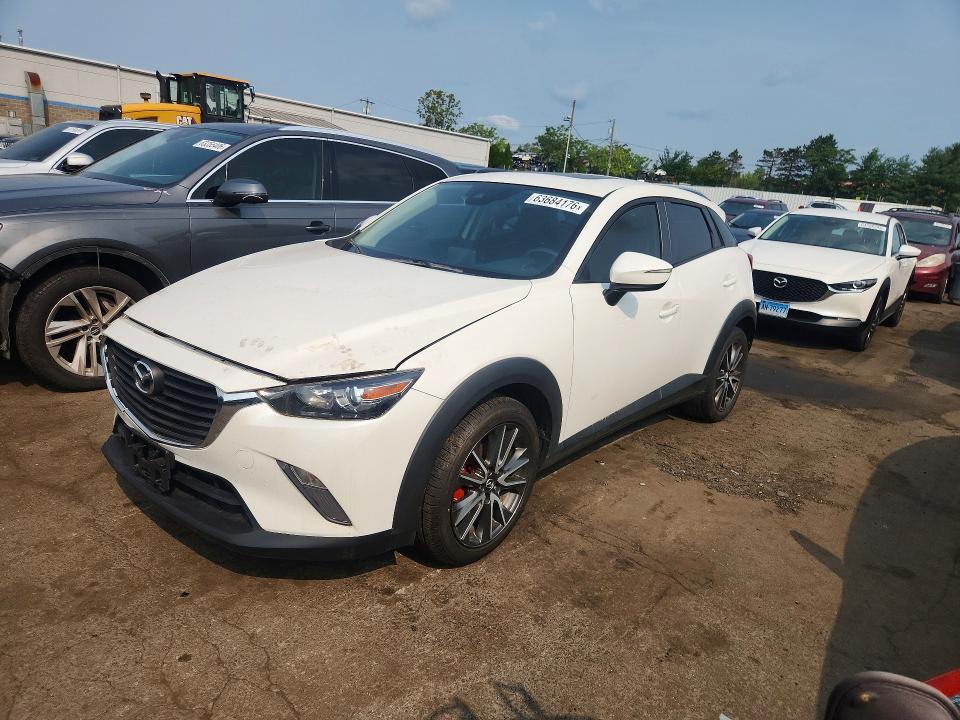 2018 MAZDA CX-3 JM1DKFC78J0311989