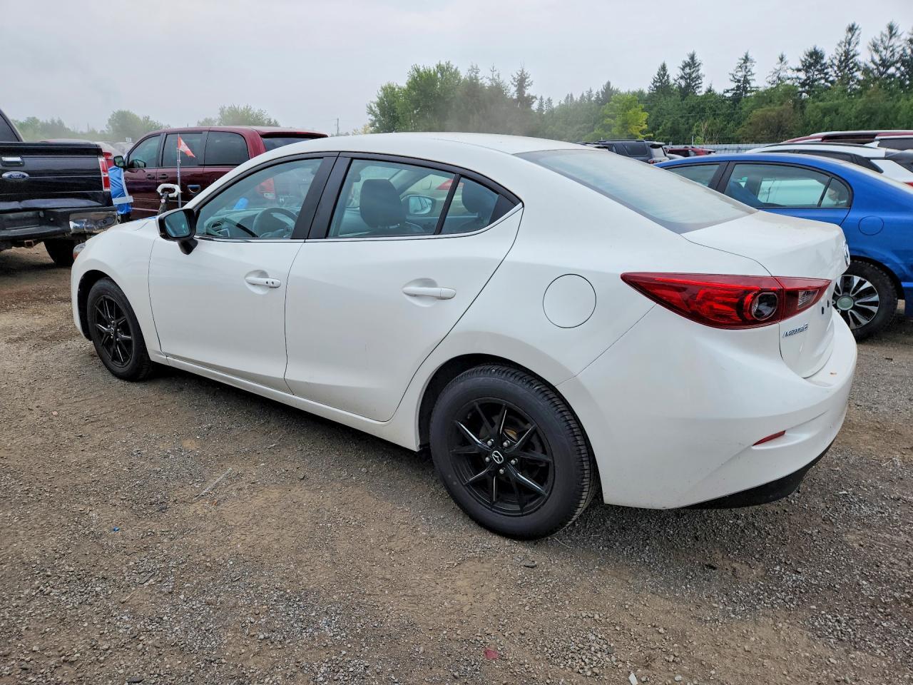 2018 MAZDA 3 GS — Фото 2 из 13