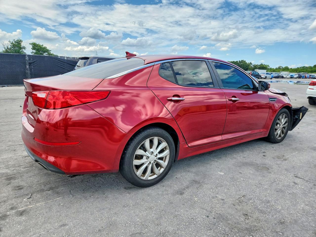 2015 KIA OPTIMA LX — Фото 3 из 12