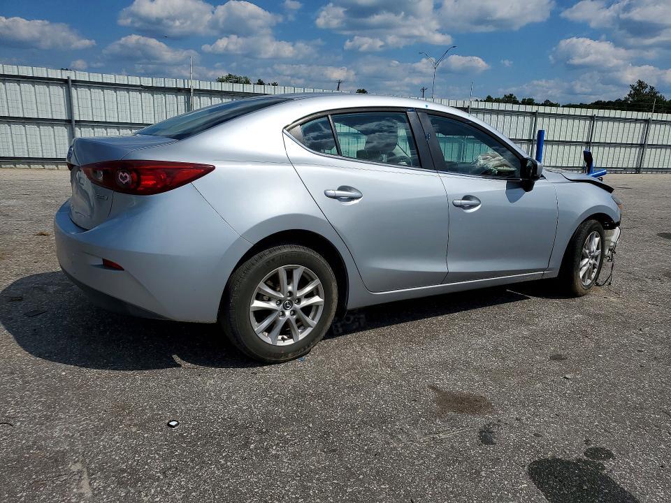 3MZBN1U74JM188542 2018 MAZDA 3 photo no. 3