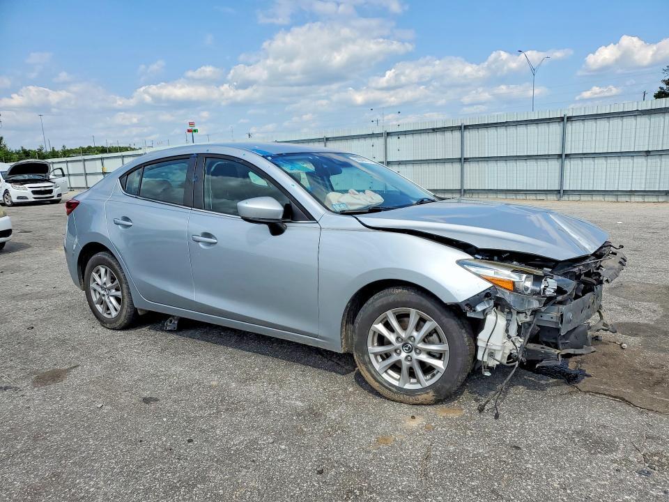 3MZBN1U74JM188542 2018 MAZDA 3 photo no. 4