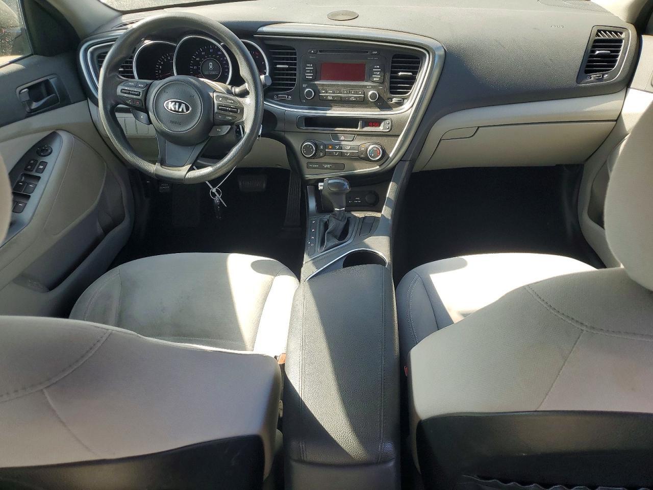 2015 KIA OPTIMA LX — Фото 8 из 13