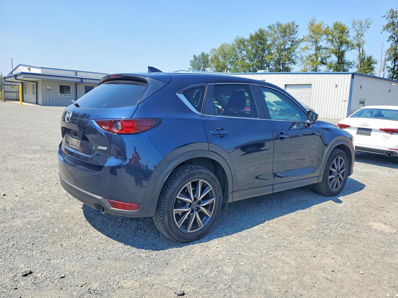 2018 MAZDA CX-5 TOURING — Фото 3 из 13