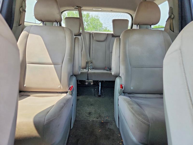 2015 KIA SEDONA LX — Фото 10 из 13