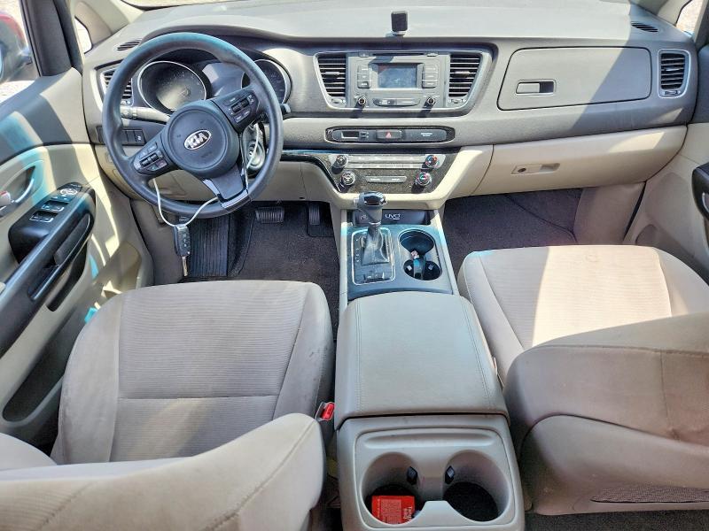 2015 KIA SEDONA LX — Фото 8 из 13