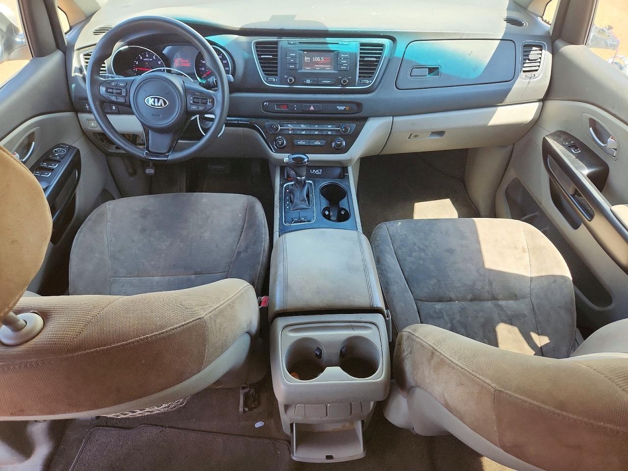2015 KIA SEDONA LX — Фото 8 из 13