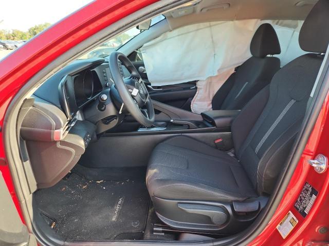 2023 HYUNDAI ELANTRA SE — Фото 7 из 13