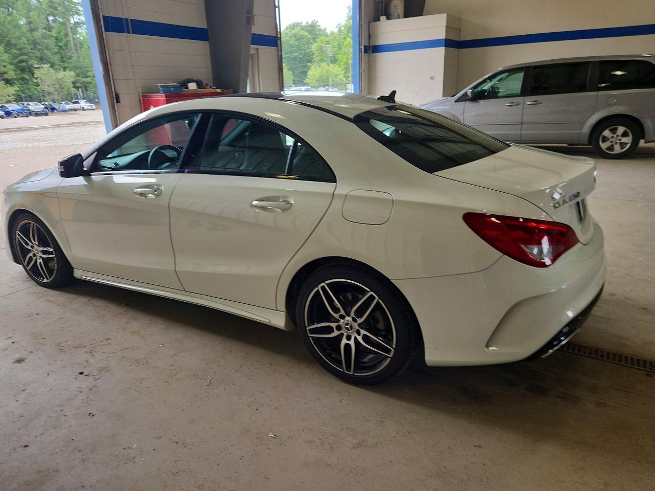 2018 MERCEDES-BENZ CLA 250 — Фото 2 из 12