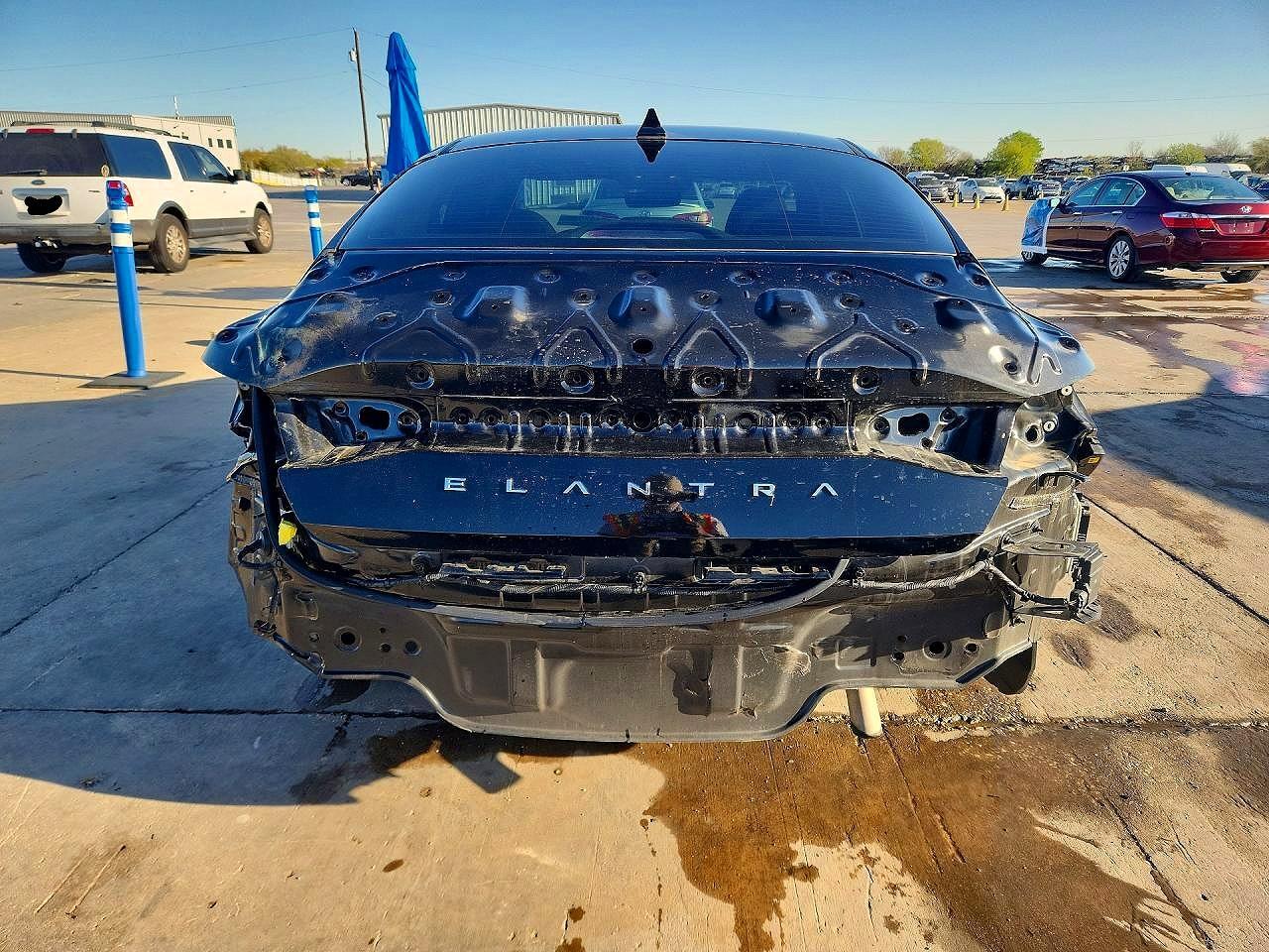 KMHLM4AG3PU547184 2023 HYUNDAI ELANTRA photo no. 6