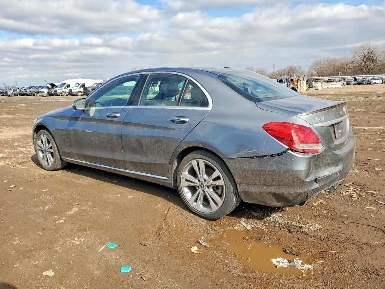 2018 MERCEDES-BENZ C 300 4MATIC — Фото 2 из 12