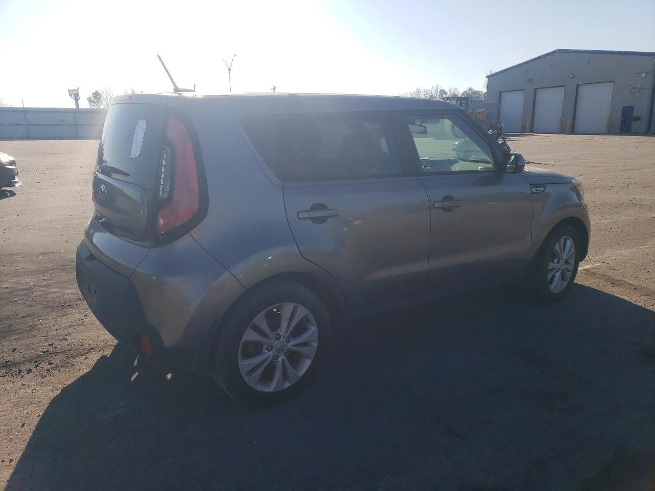 2015 KIA SOUL + — Фото 3 из 13