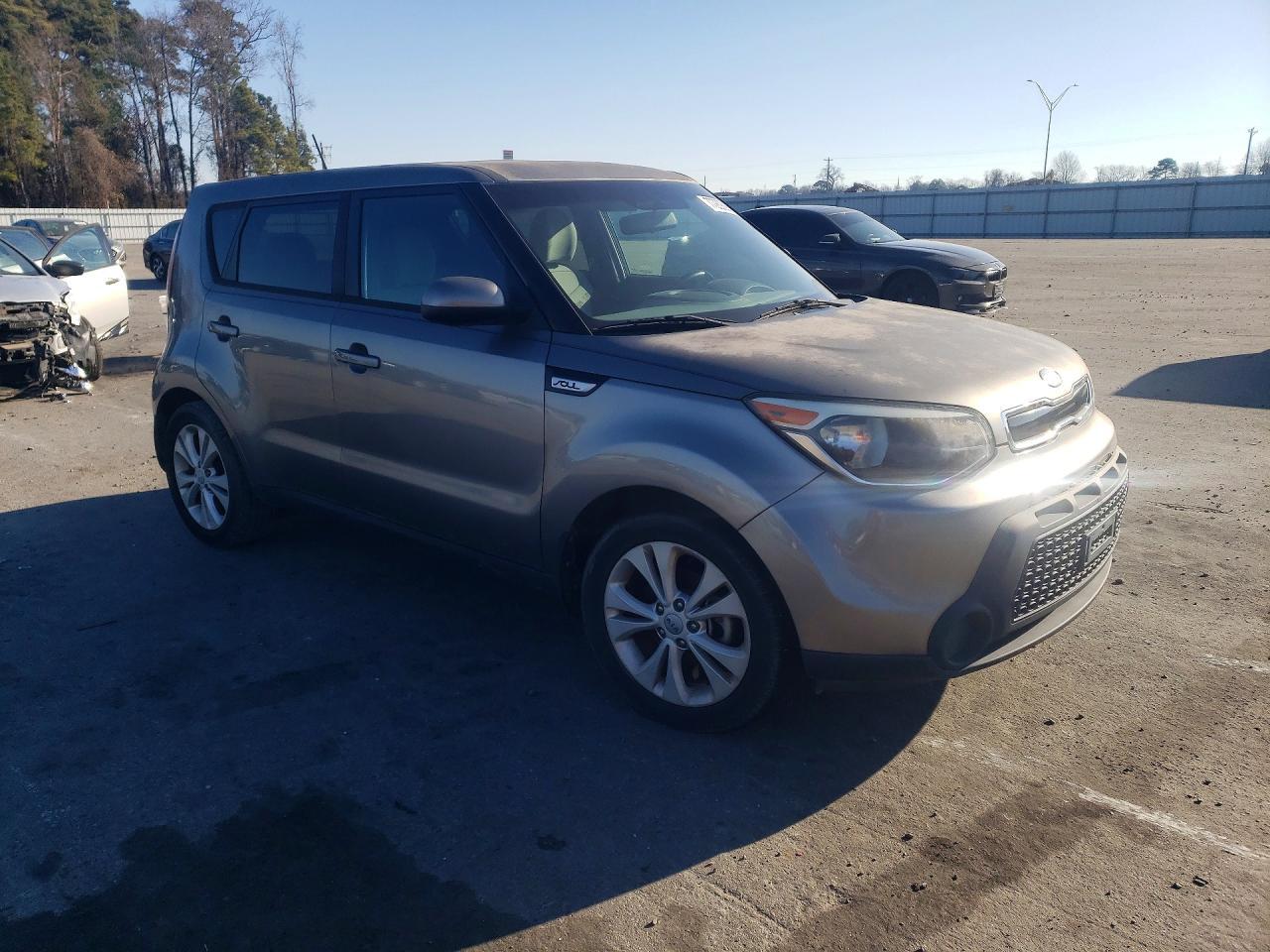 2015 KIA SOUL + — Фото 4 из 13