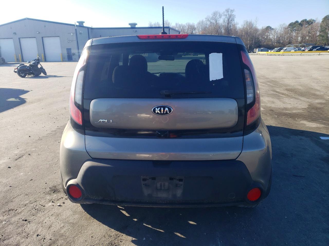 2015 KIA SOUL + — Фото 6 из 13