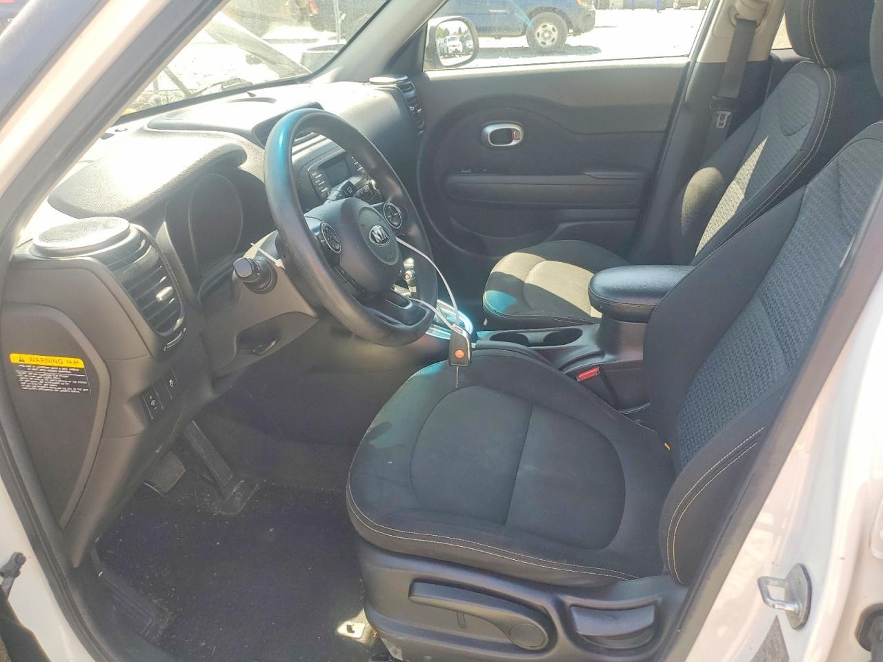 2015 KIA SOUL + — Фото 7 из 12