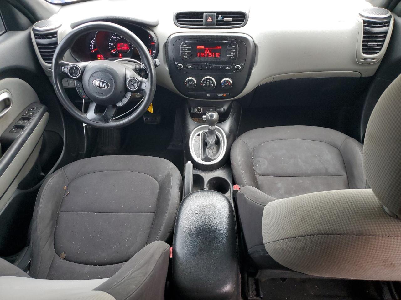 2015 KIA SOUL — Фото 8 из 12