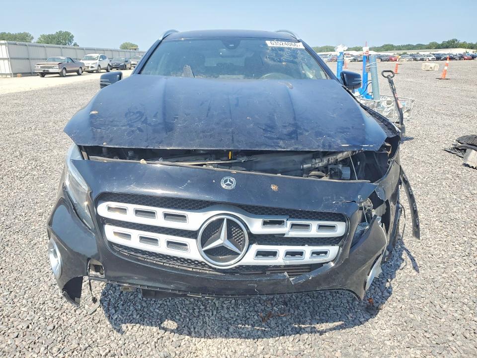 2018 MERCEDES-BENZ GLA 250 — Фото 5 из 13