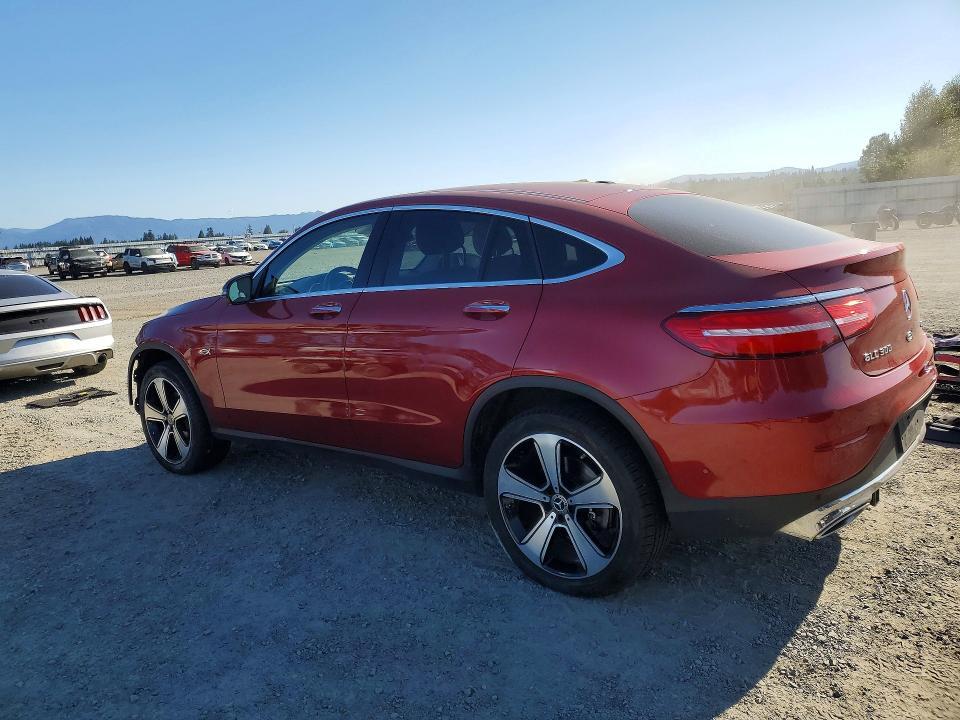 2018 MERCEDES-BENZ GLC COUPE 300 4MATIC — Фото 2 из 16