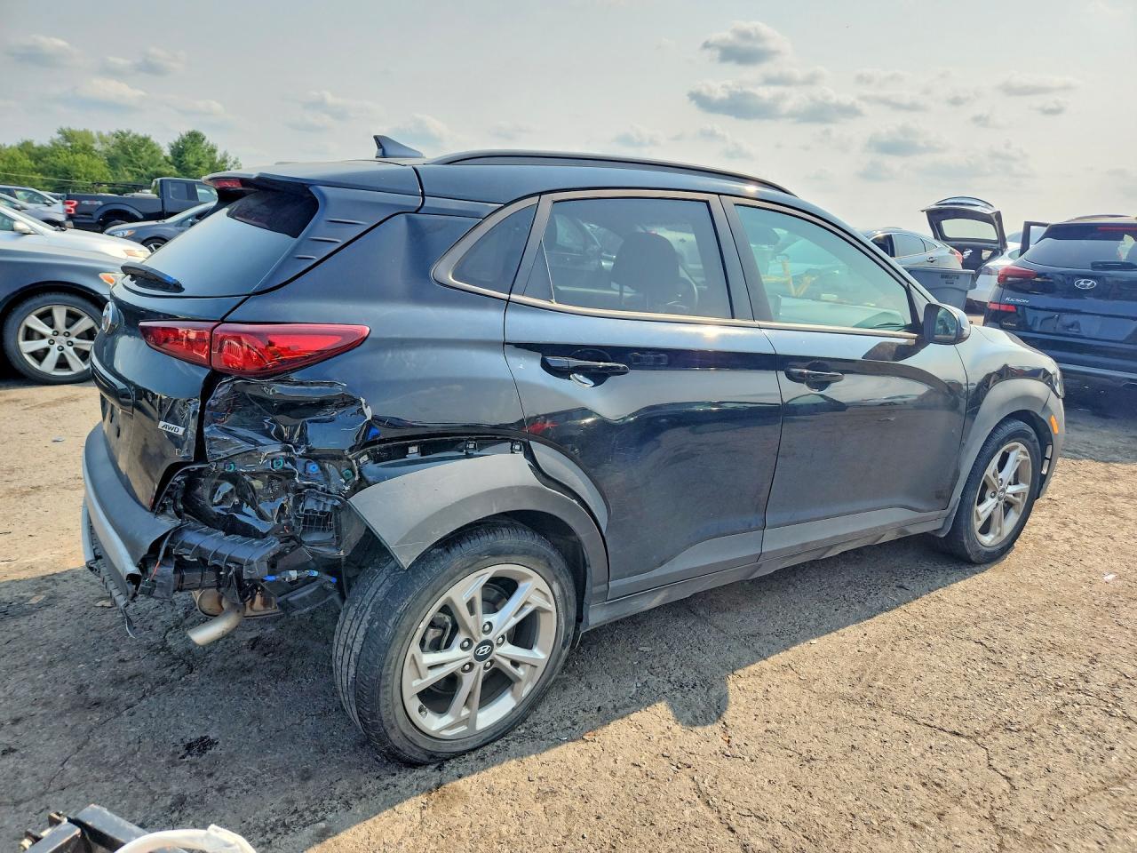 2023 HYUNDAI KONA SEL — Фото 3 из 14