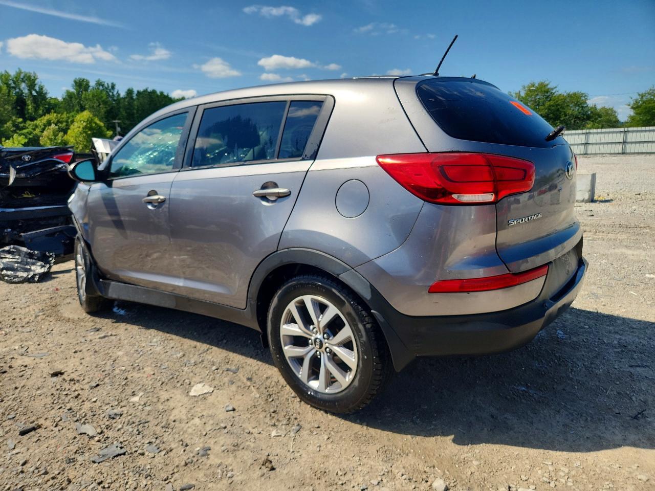 2015 KIA SPORTAGE LX — Фото 2 из 13
