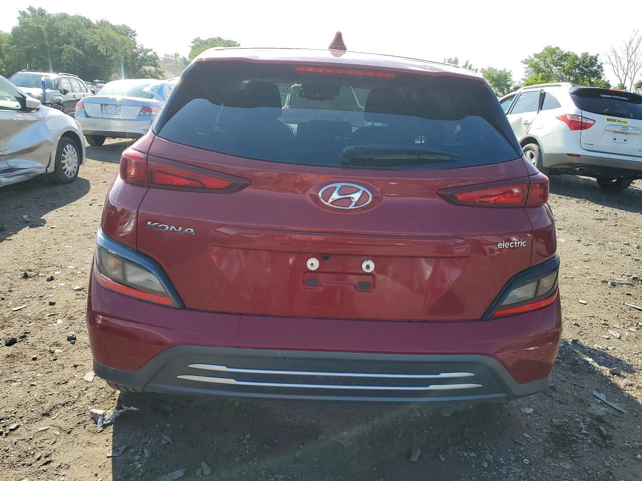 2023 HYUNDAI KONA SEL — Фото 6 из 12