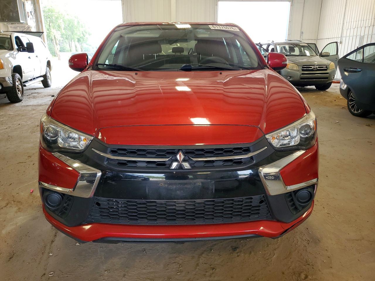 2018 MITSUBISHI OUTLANDER SPORT ES — Фото 5 из 13