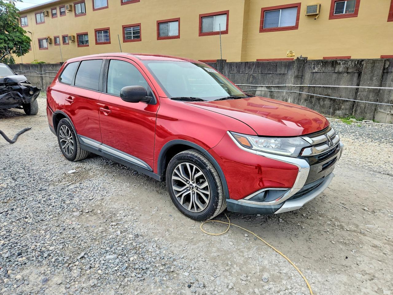 2018 MITSUBISHI OUTLANDER ES — Фото 4 из 13