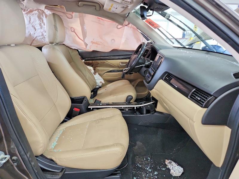JA4AZ3A32JZ053911 2018 MITSUBISHI OUTLANDER photo no. 7