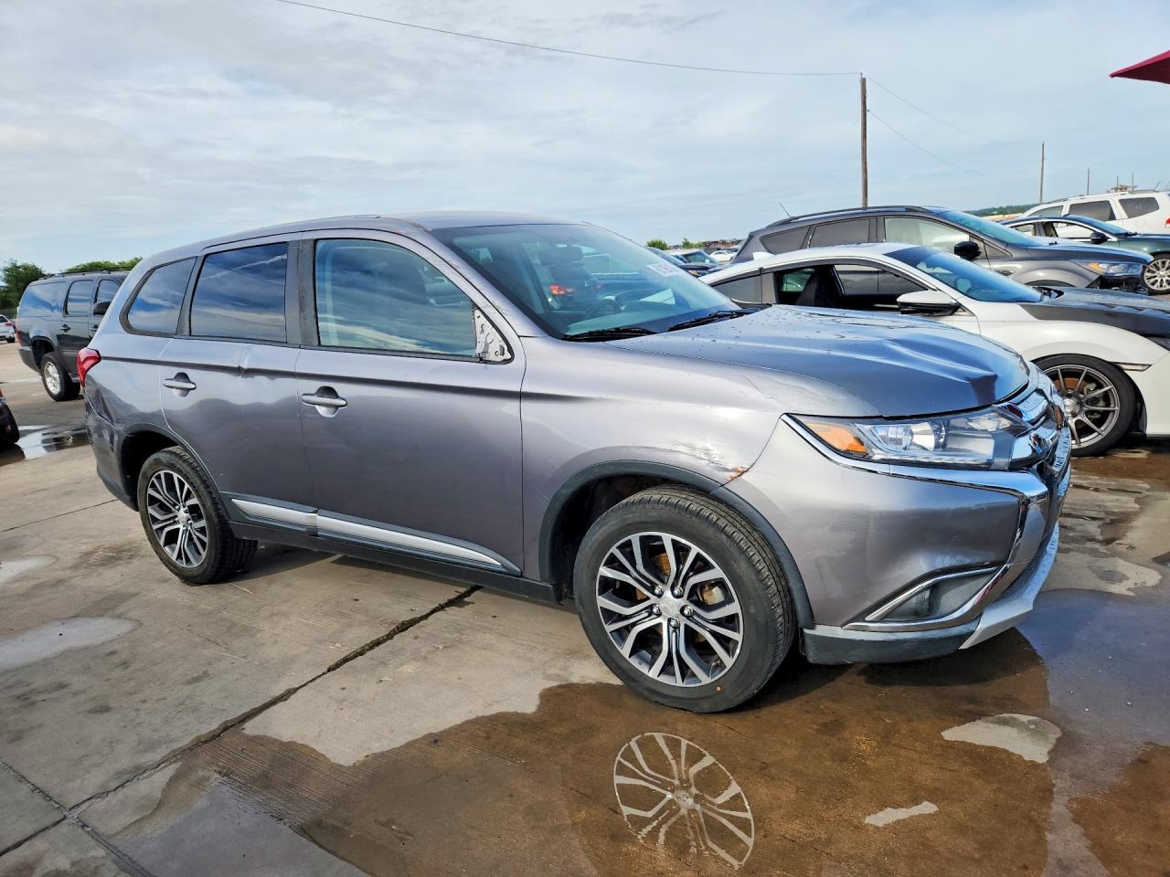 2018 MITSUBISHI OUTLANDER ES — Фото 4 из 13