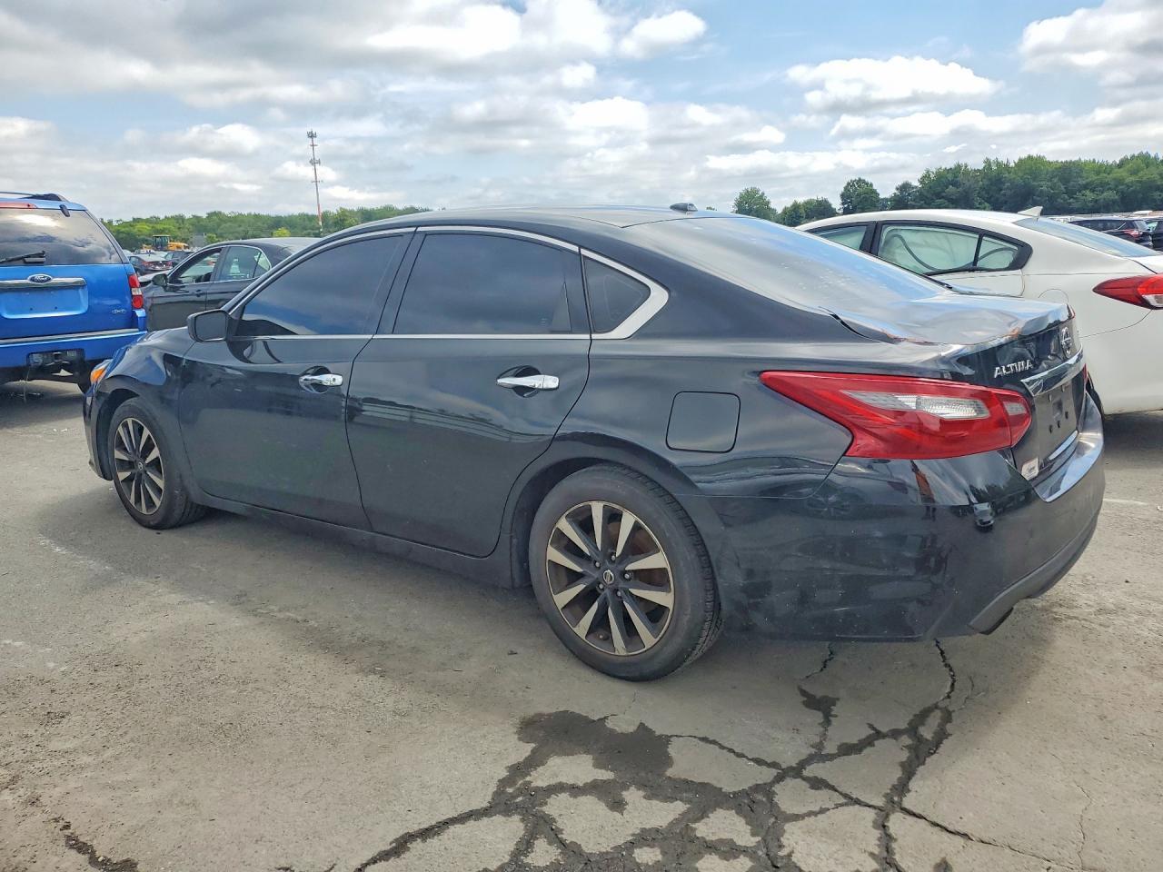 2018 NISSAN ALTIMA 2.5 SV — Фото 2 из 12