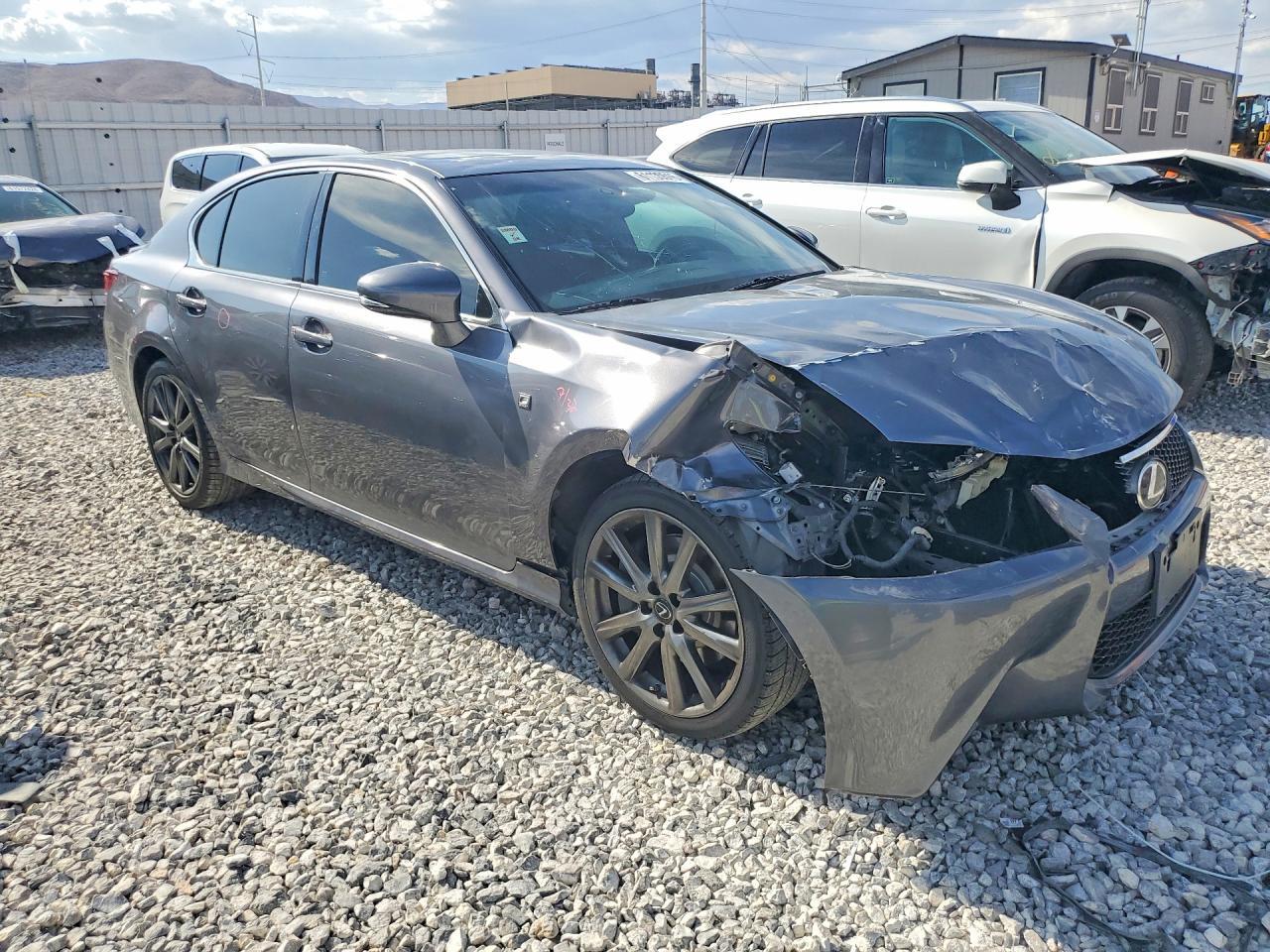 2015 LEXUS GS 350 — Фото 4 из 12