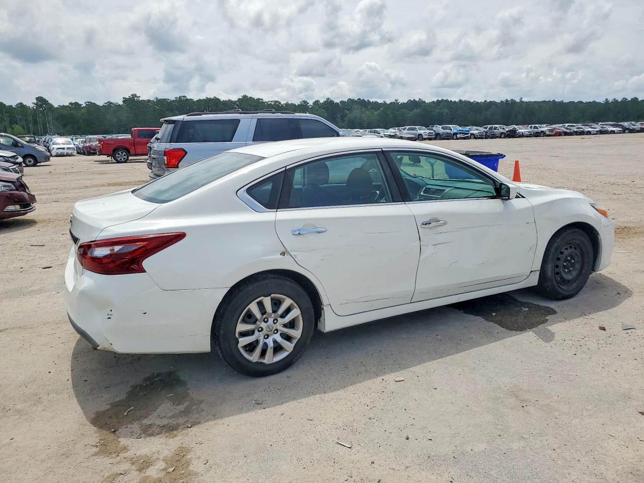 2018 NISSAN ALTIMA 2.5 S — Фото 3 из 12
