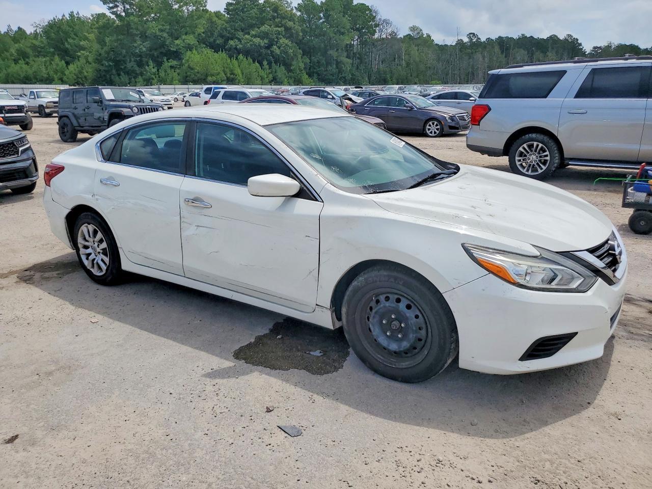 2018 NISSAN ALTIMA 2.5 S — Фото 4 из 12