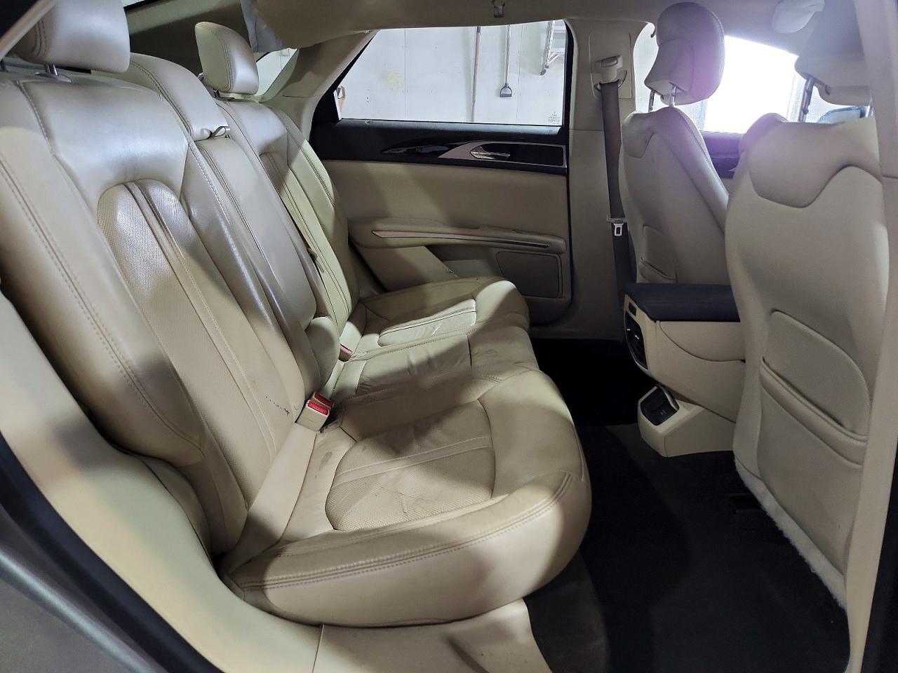 2015 LINCOLN MKZ — Фото 10 из 12