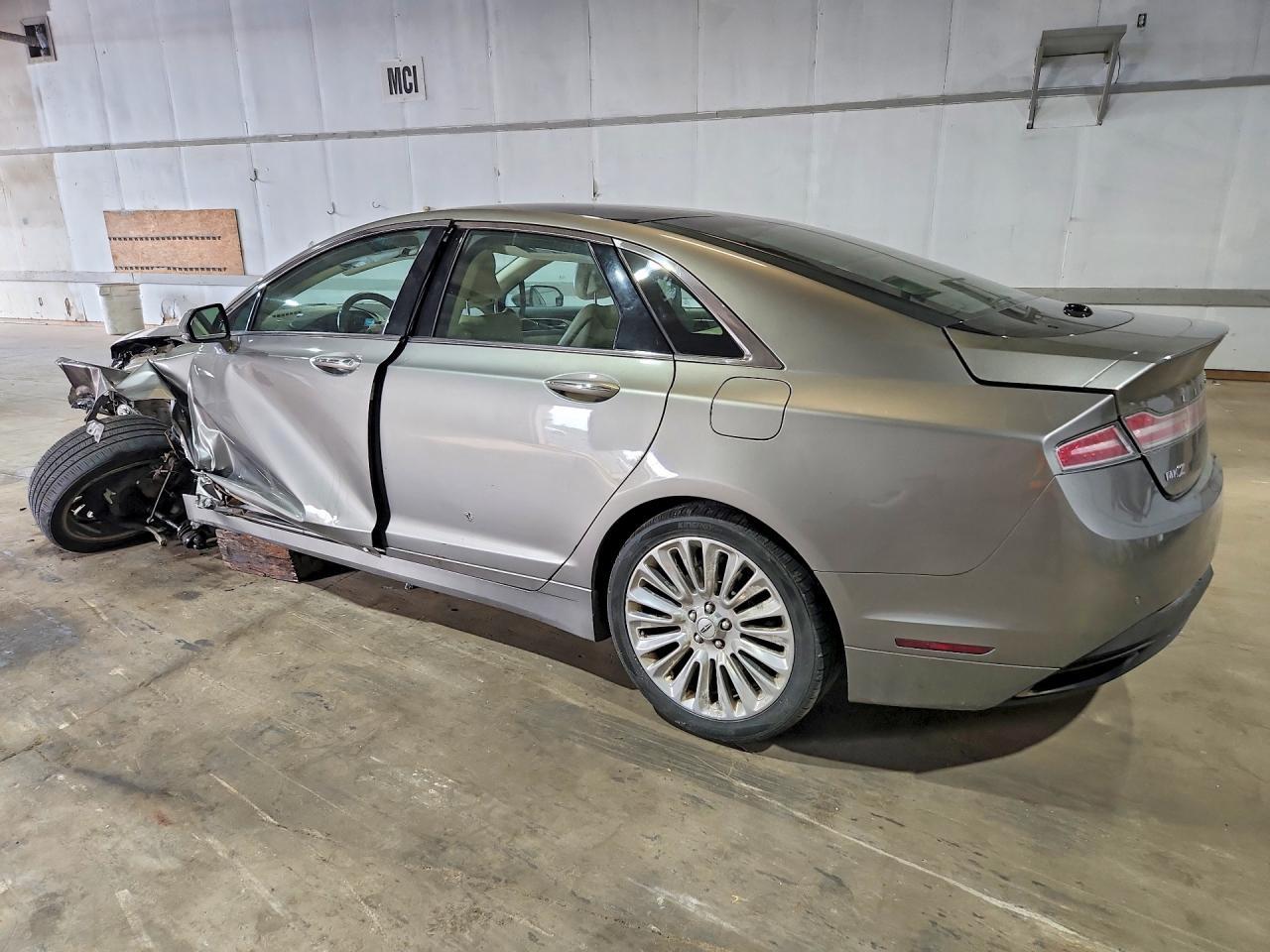 2015 LINCOLN MKZ — Фото 2 из 12