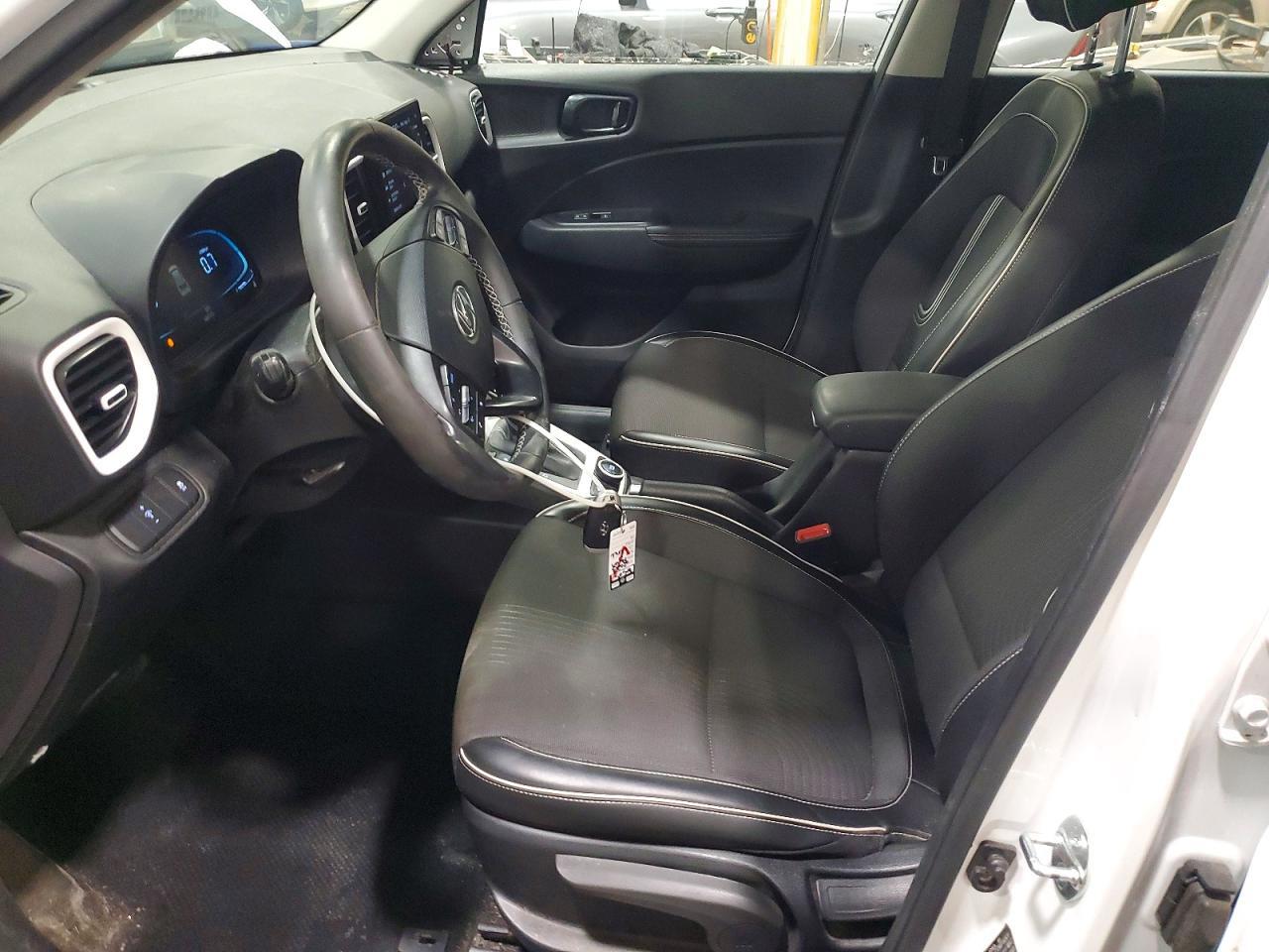 2023 HYUNDAI VENUE LIMITED — Фото 7 из 14