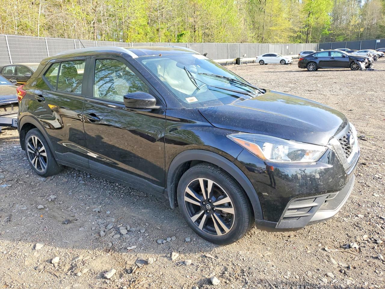 3N1CP5CU3JL542592 2018 NISSAN KICKS photo no. 4