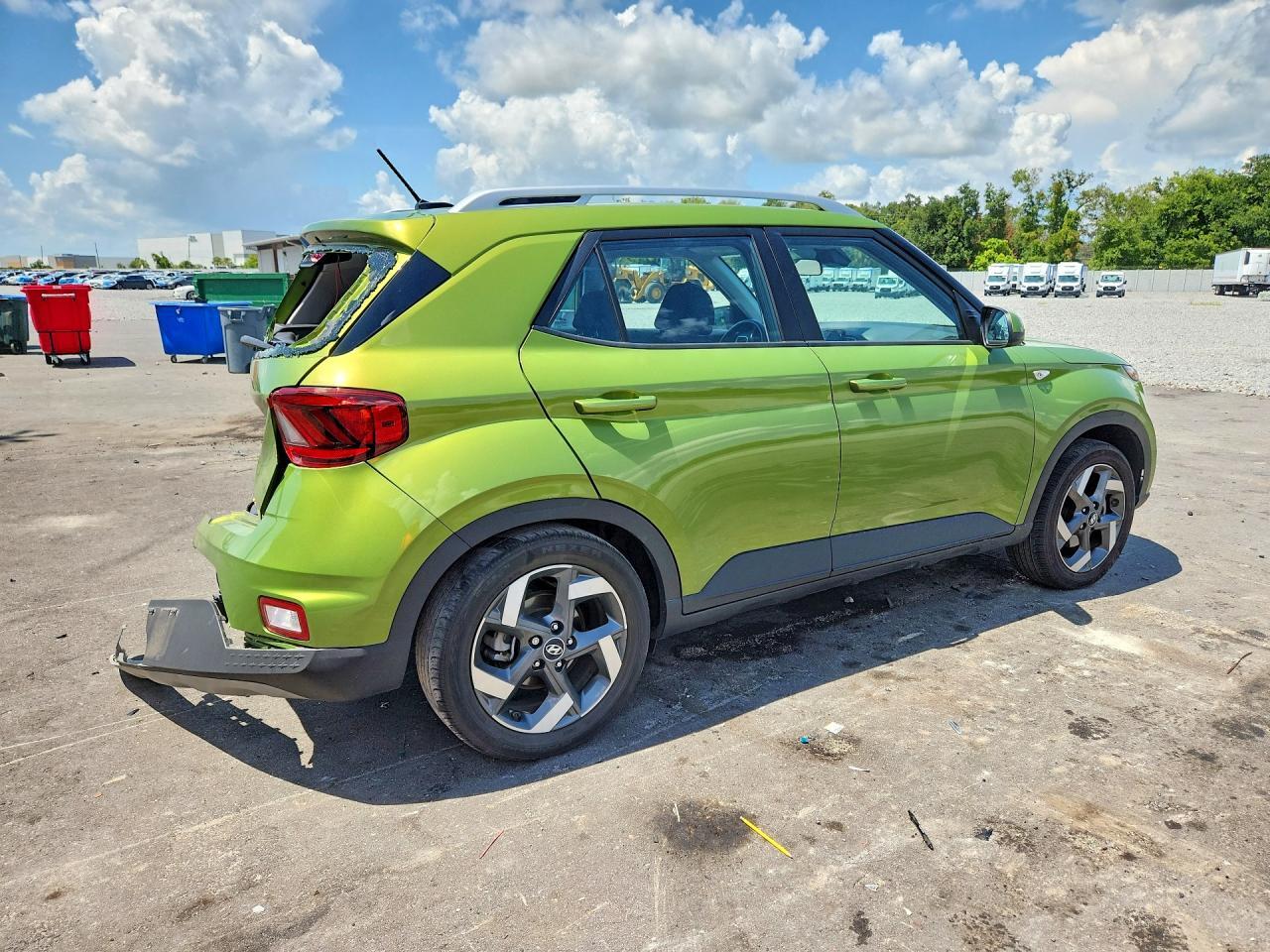 2023 HYUNDAI VENUE SEL — Фото 3 из 12