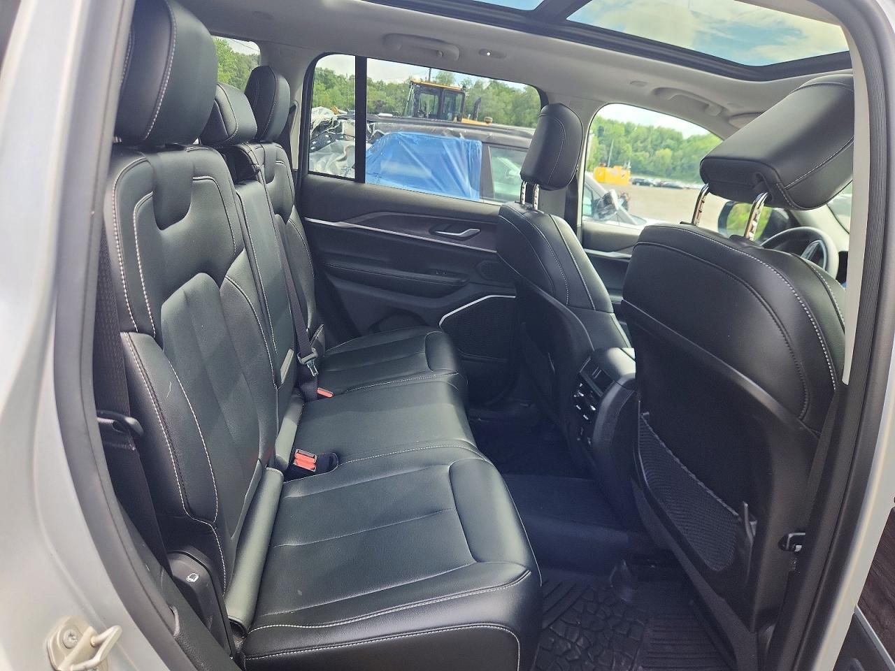 1C4RJYB69PC670837 2023 JEEP GRAND CHEROKEE photo no. 11