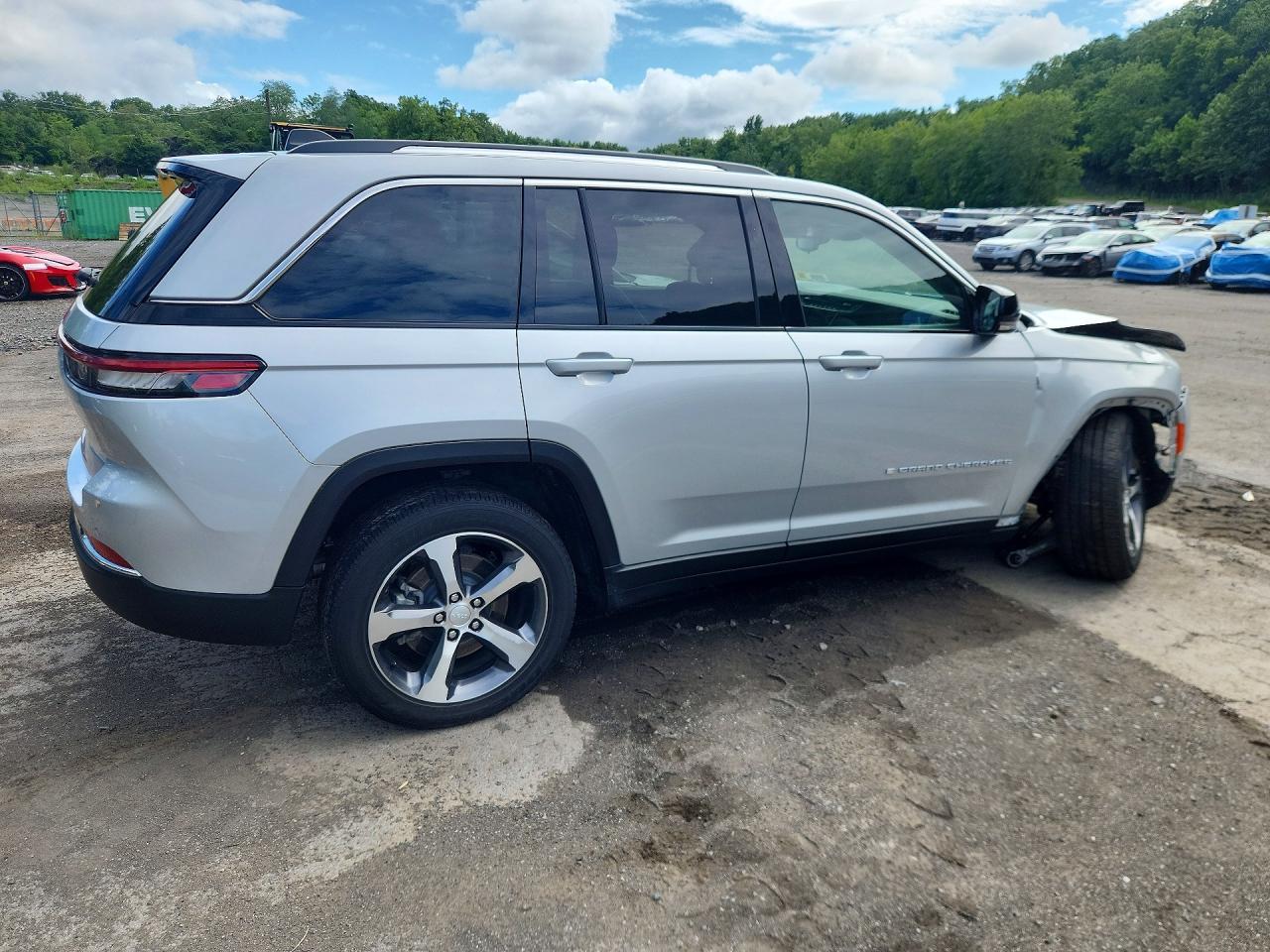 1C4RJYB69PC670837 2023 JEEP GRAND CHEROKEE photo no. 3