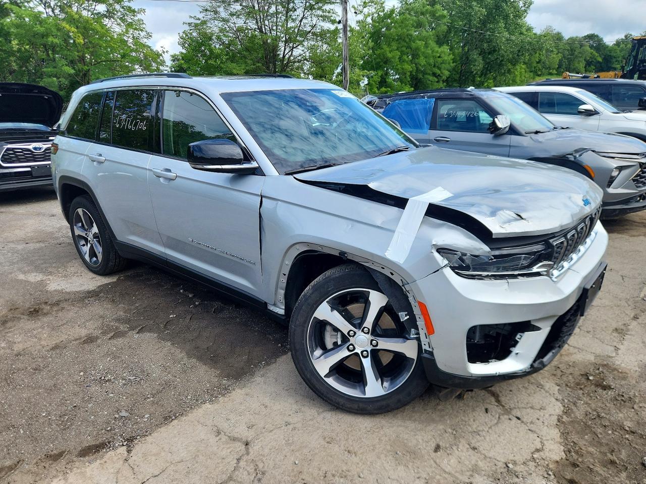 1C4RJYB69PC670837 2023 JEEP GRAND CHEROKEE photo no. 4