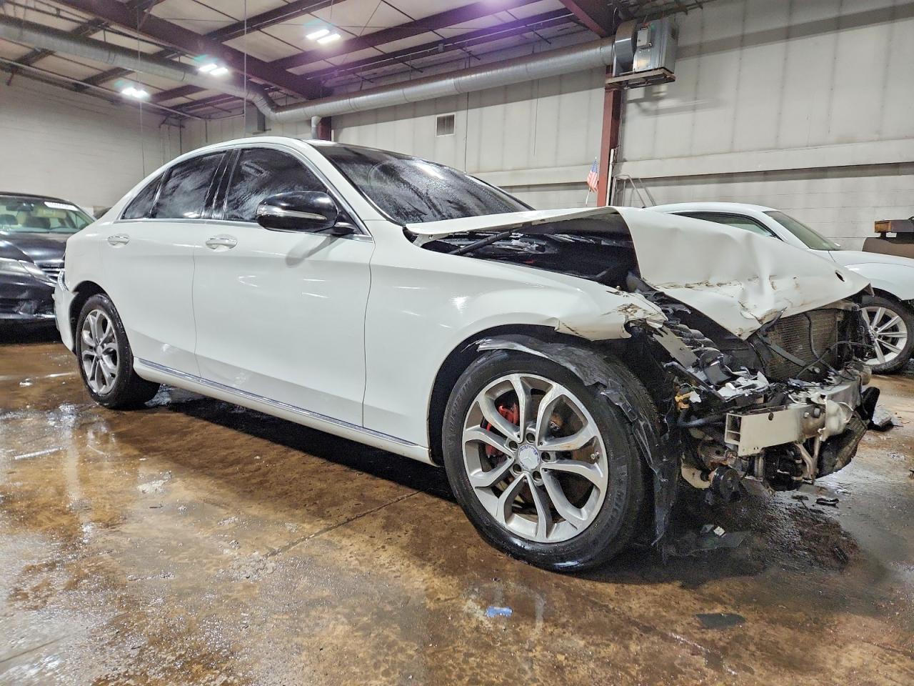 2015 MERCEDES-BENZ C 300 4MATIC — Фото 4 из 13