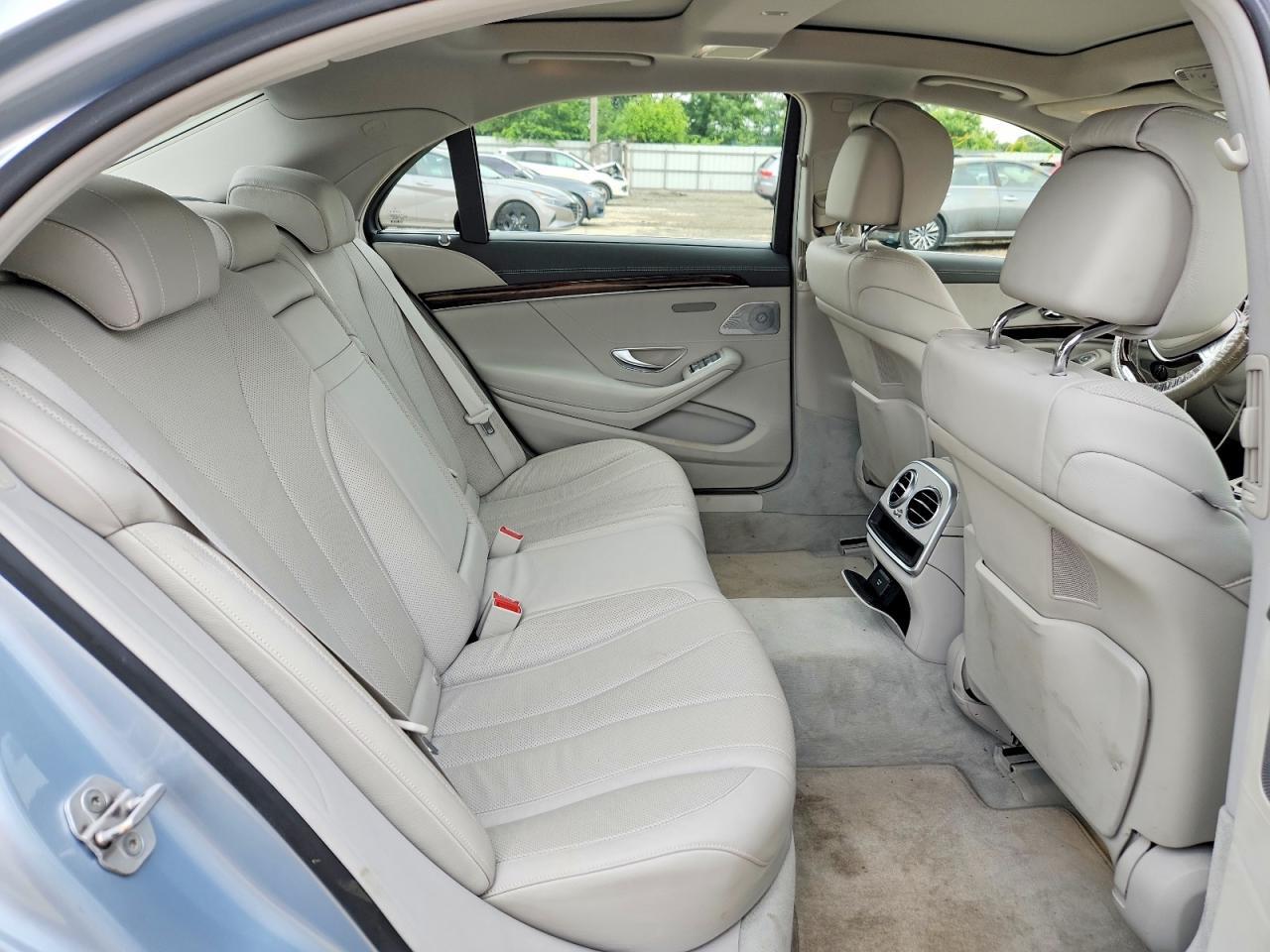 2015 MERCEDES-BENZ S 550 — Фото 10 из 12