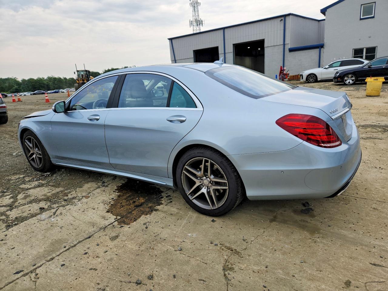 2015 MERCEDES-BENZ S 550 — Фото 2 из 12