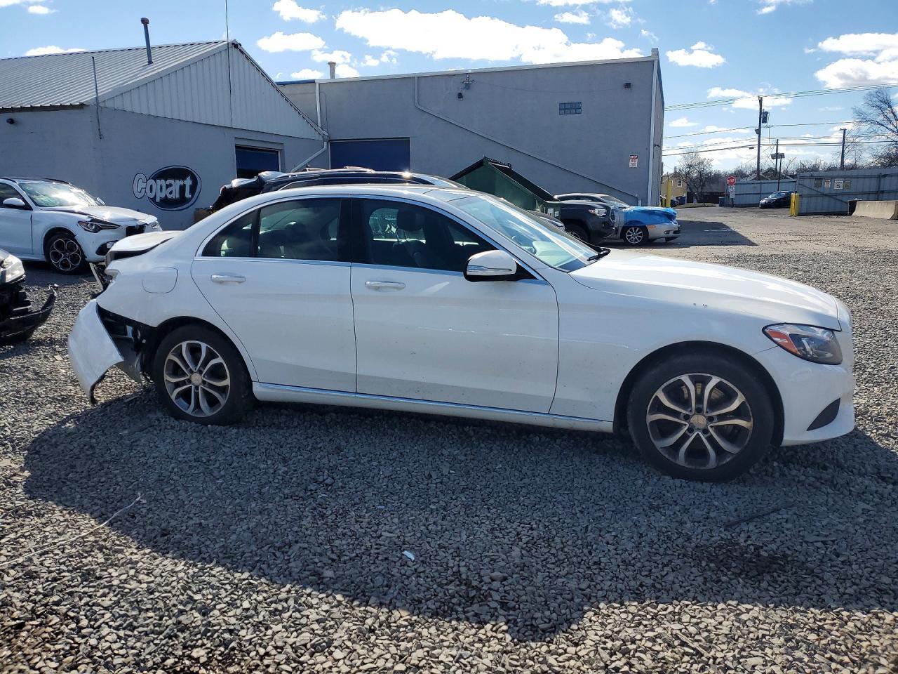 2015 MERCEDES-BENZ C 300 4MATIC — Фото 4 из 12