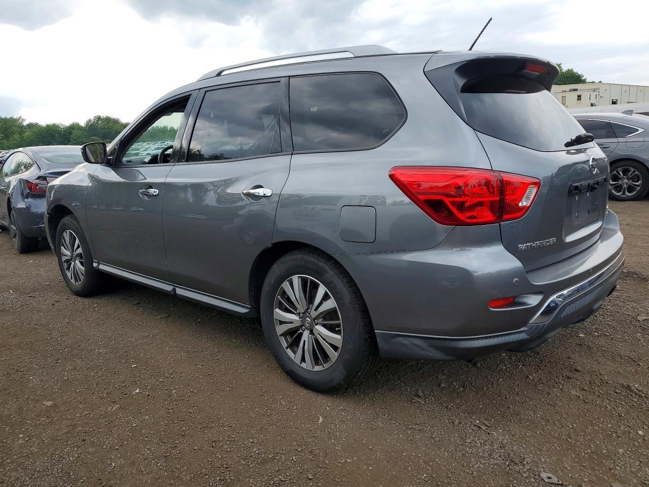 2018 NISSAN PATHFINDER SV — Фото 2 из 13