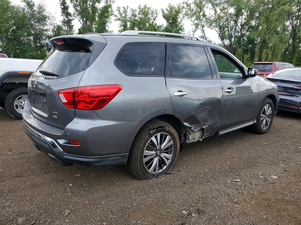 2018 NISSAN PATHFINDER SV — Фото 3 из 13