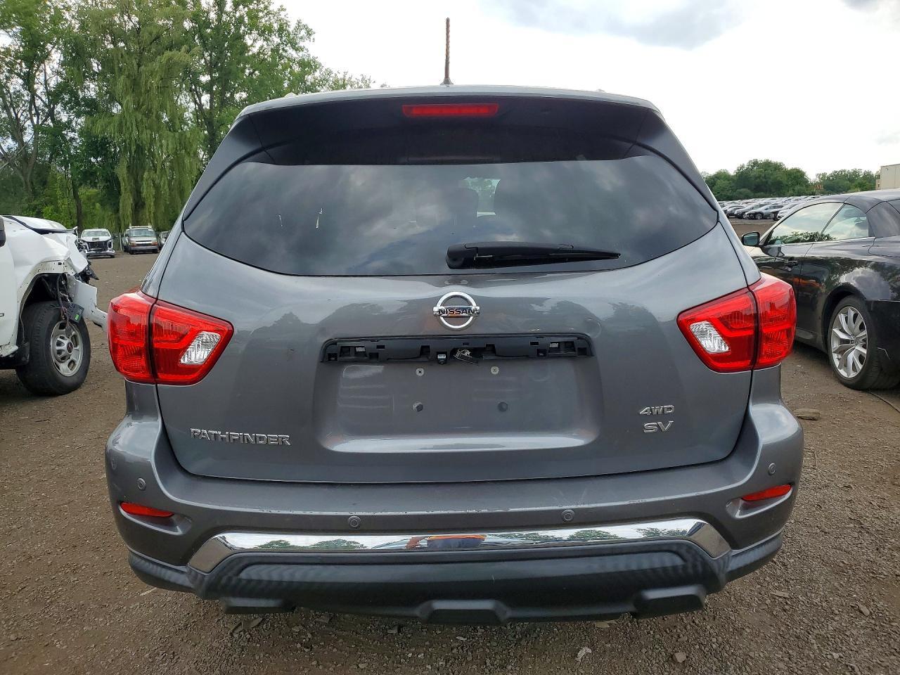 2018 NISSAN PATHFINDER SV — Фото 6 из 13