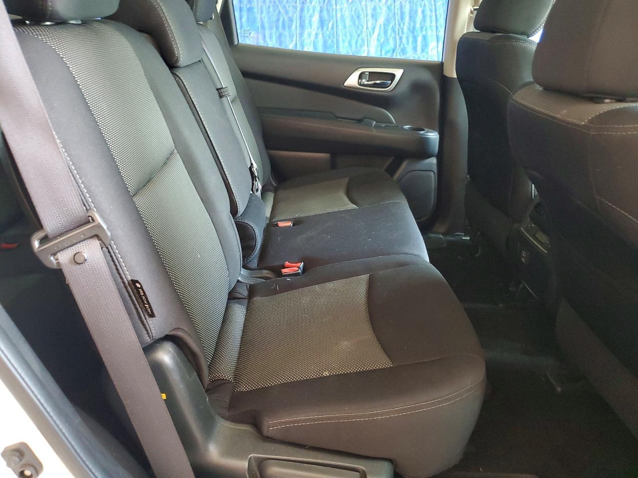 2018 NISSAN PATHFINDER S — Фото 11 из 13