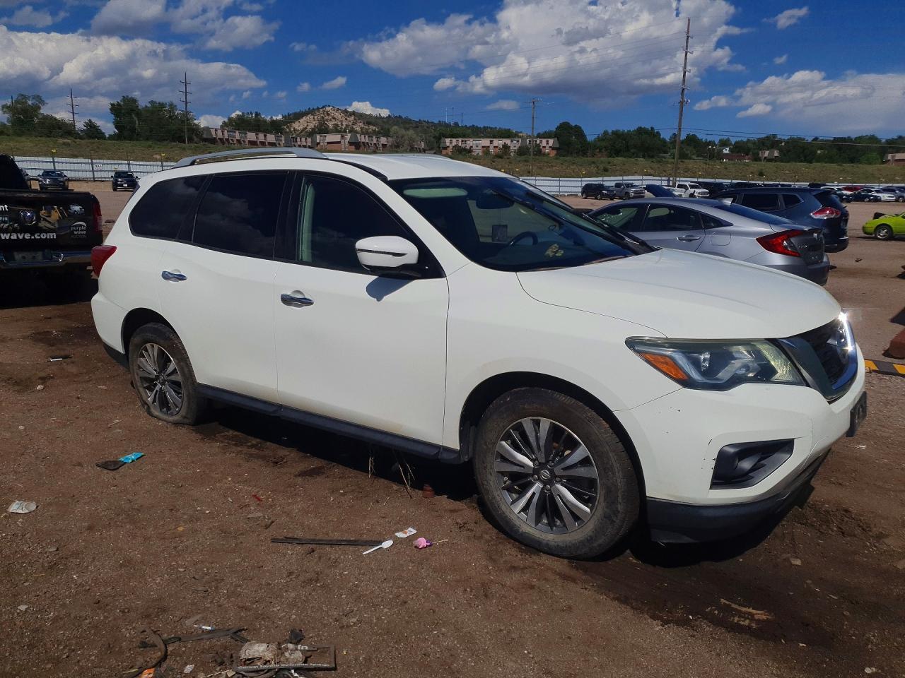 2018 NISSAN PATHFINDER SL — Фото 4 из 12